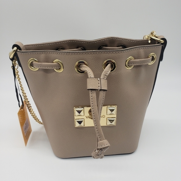 406- VALENTINO BY MARIO VALENTINO BUCKET BAG NWT - Picture 1 of 15
